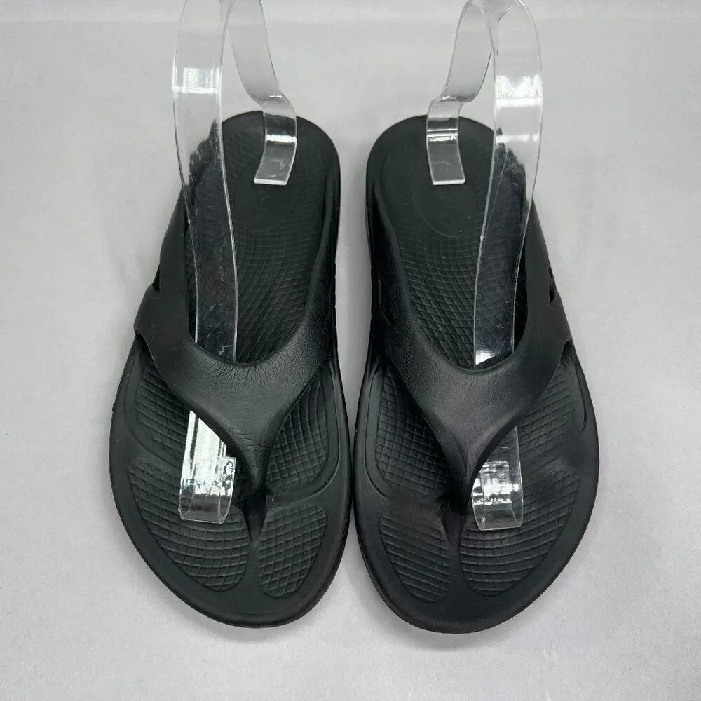 Oofos Women's Size 7 Black Original Sport‎ Flip Flop Sandals